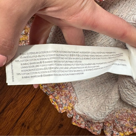 MINKPINK Floral Smocked Puff Sleeve Top Medium - Picture 6 of 6